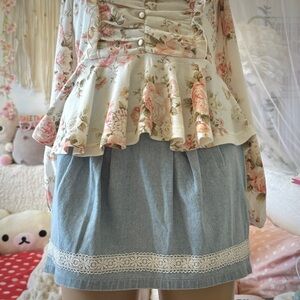 liz lisa esque light denim mini skirt size F Japan